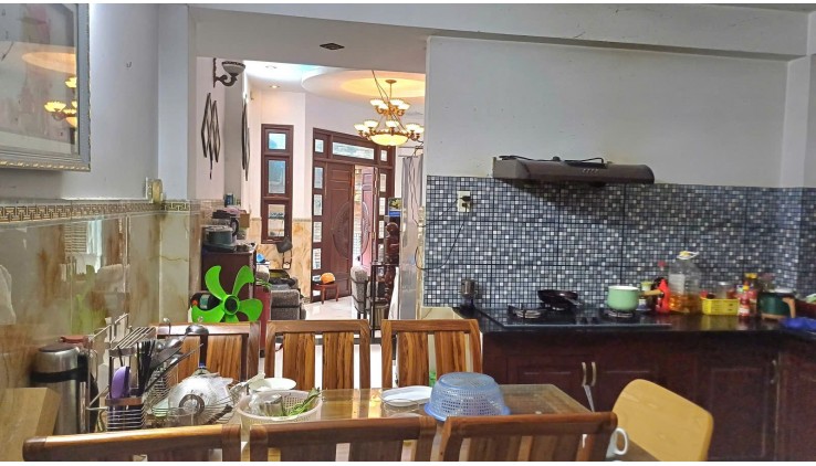 Chỉ 5.6 TỶ TL! 59M², 2Tầng/4PN, HẺM ÔTÔ, Phan Văn Trị Gò Vấp!